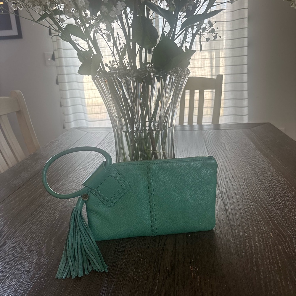 Hobo Sable wristlet
